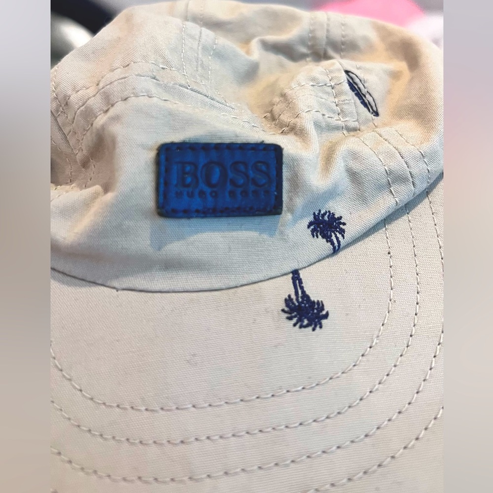Baby 8-18 month Hugo boss summer ball cap. Light weight